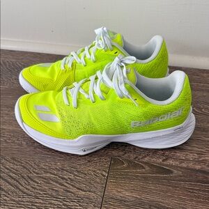 Babolat Women's pickleball Shoes - Neon Yellow and White